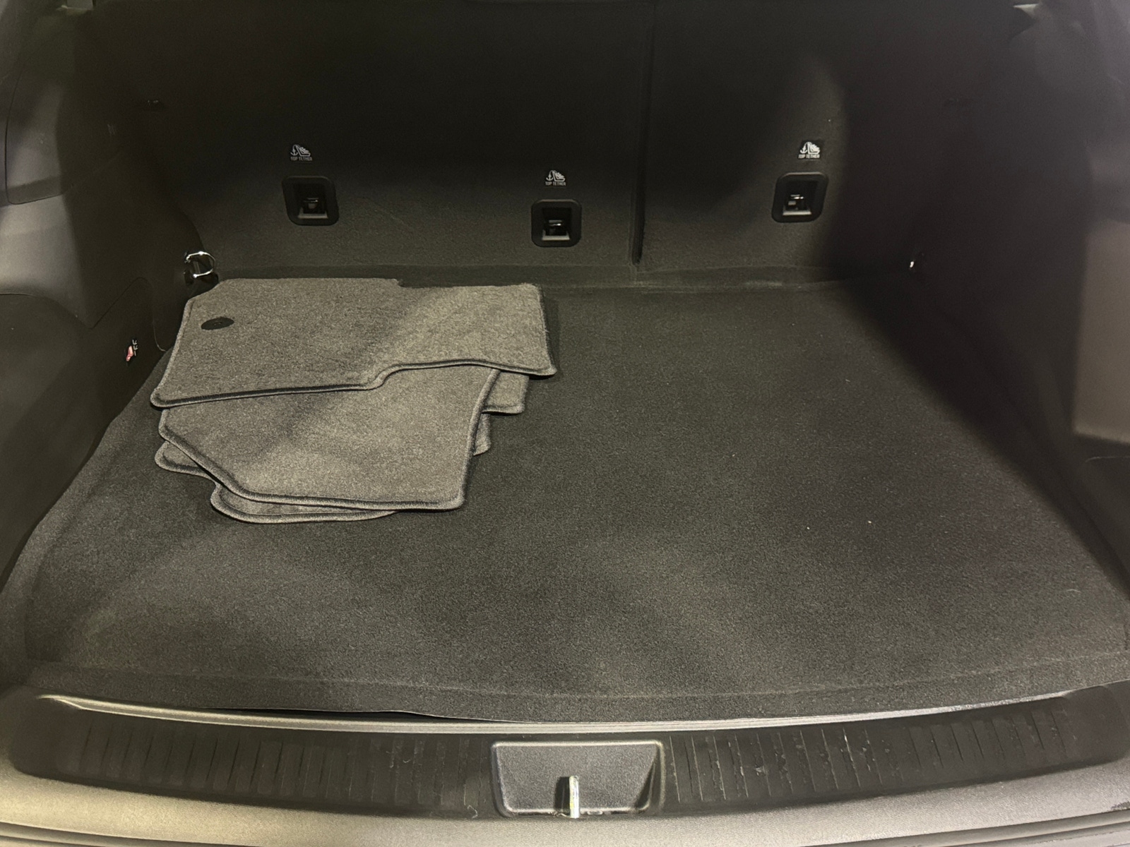 Thumbnail: 2024 Jeep Wagoneer S - 7