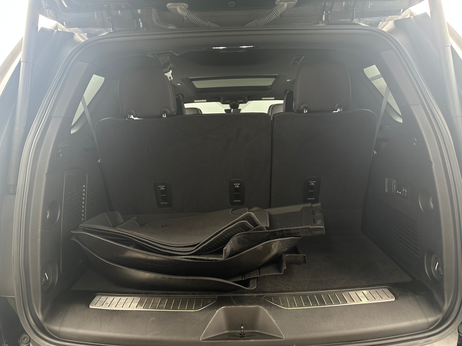 Thumbnail: 2021 Chevrolet Tahoe - 6