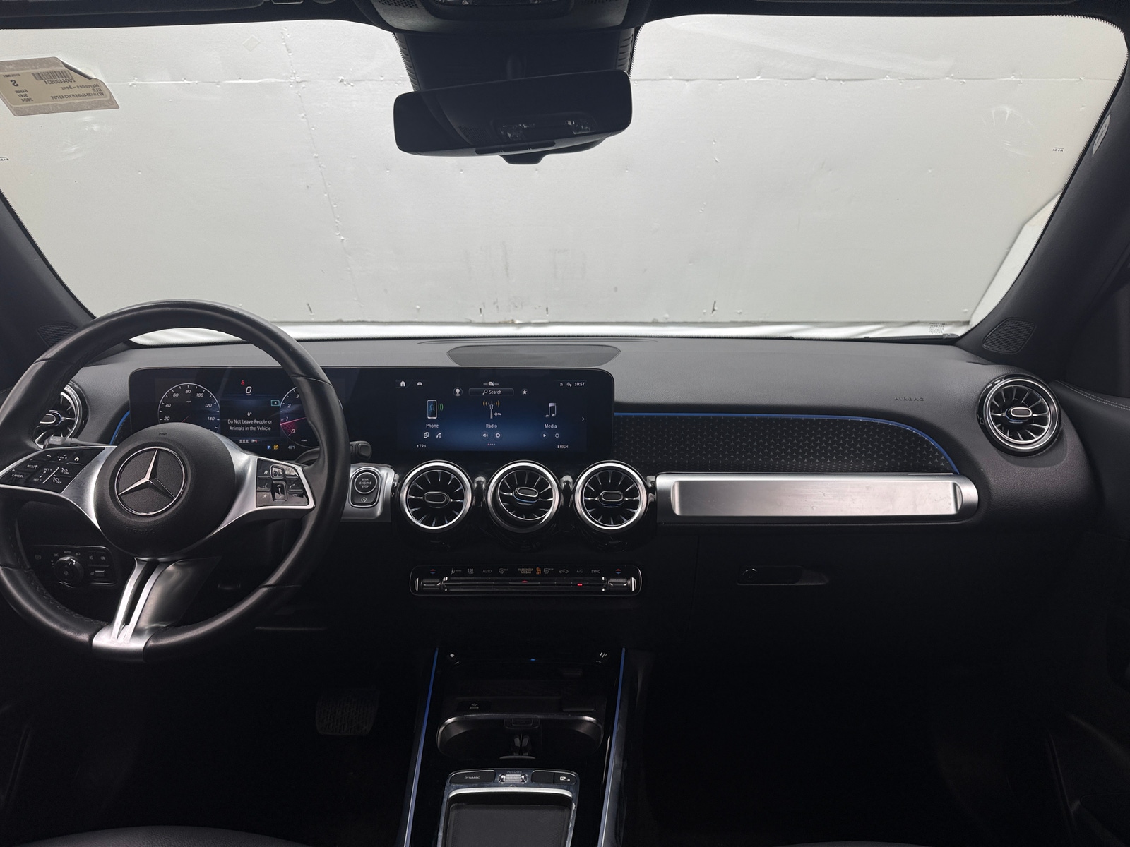 Thumbnail: 2024 Mercedes-Benz GLB - 2