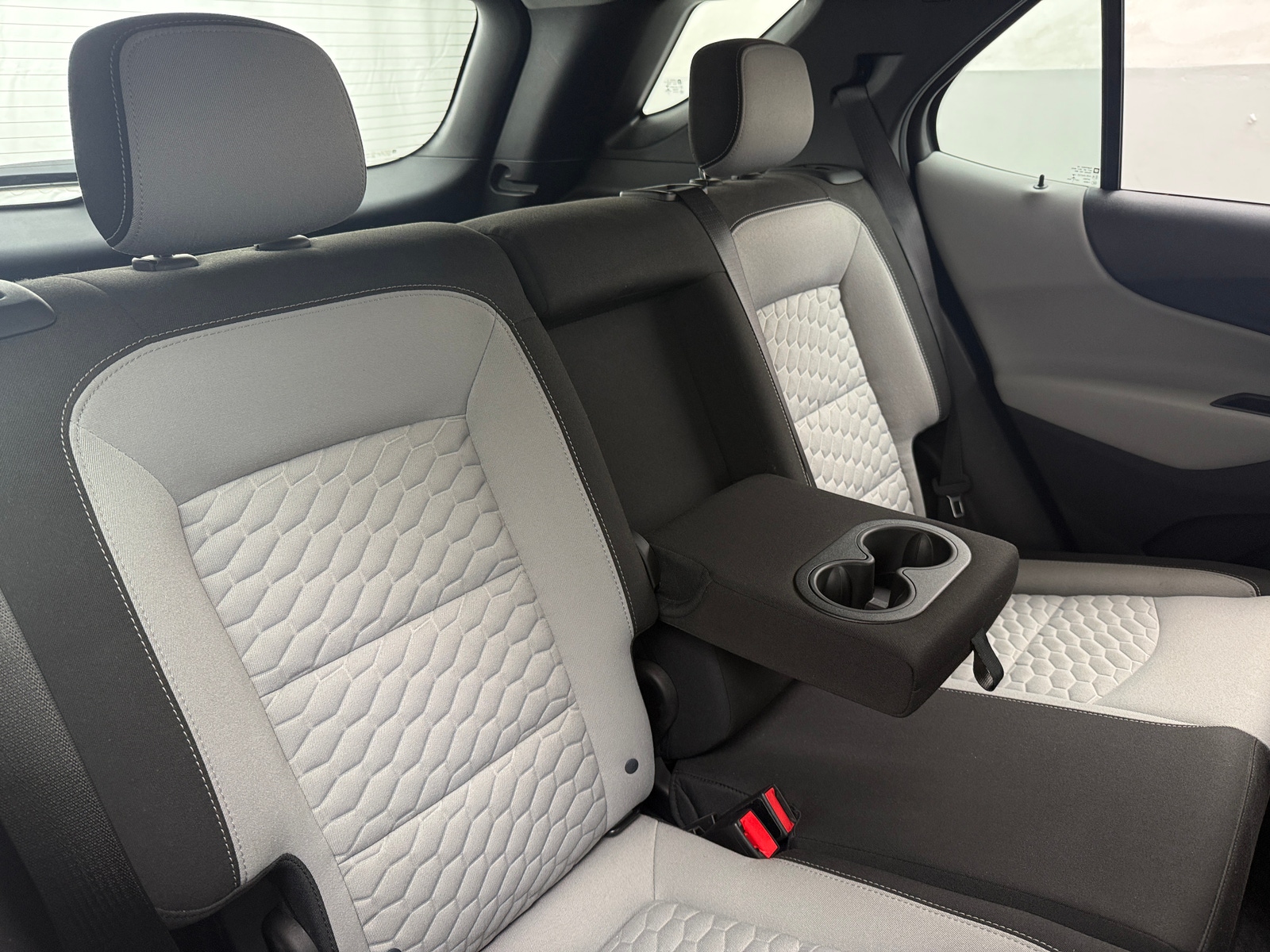 Thumbnail: 2018 Chevrolet Equinox - 6