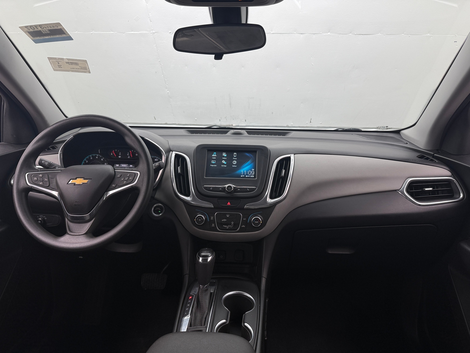 Thumbnail: 2018 Chevrolet Equinox - 3