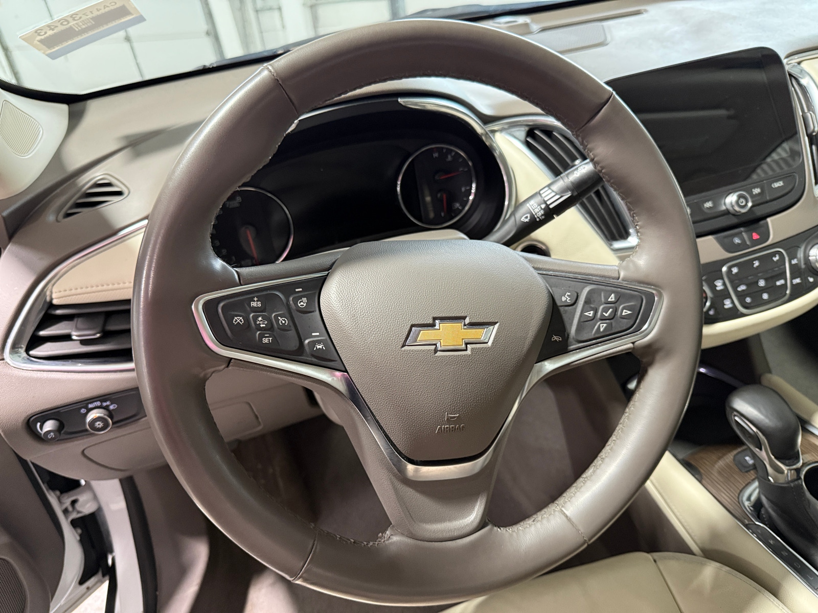 Thumbnail: 2024 Chevrolet Malibu - 4