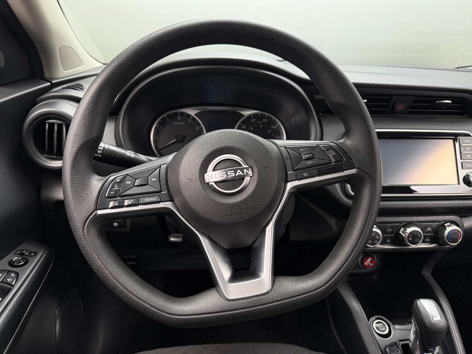 Thumbnail: 2022 Nissan Kicks - 5