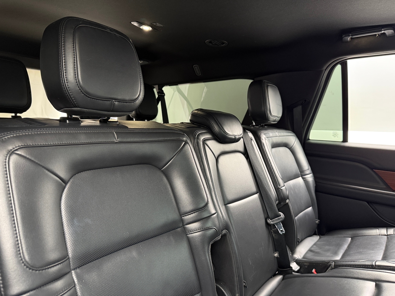 Thumbnail: 2024 Lincoln Navigator L - 5