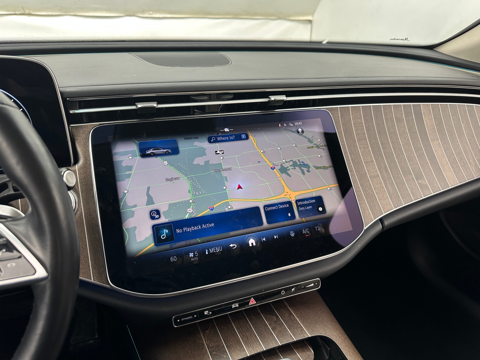 Thumbnail: 2025 Mercedes-Benz E-Class - 3