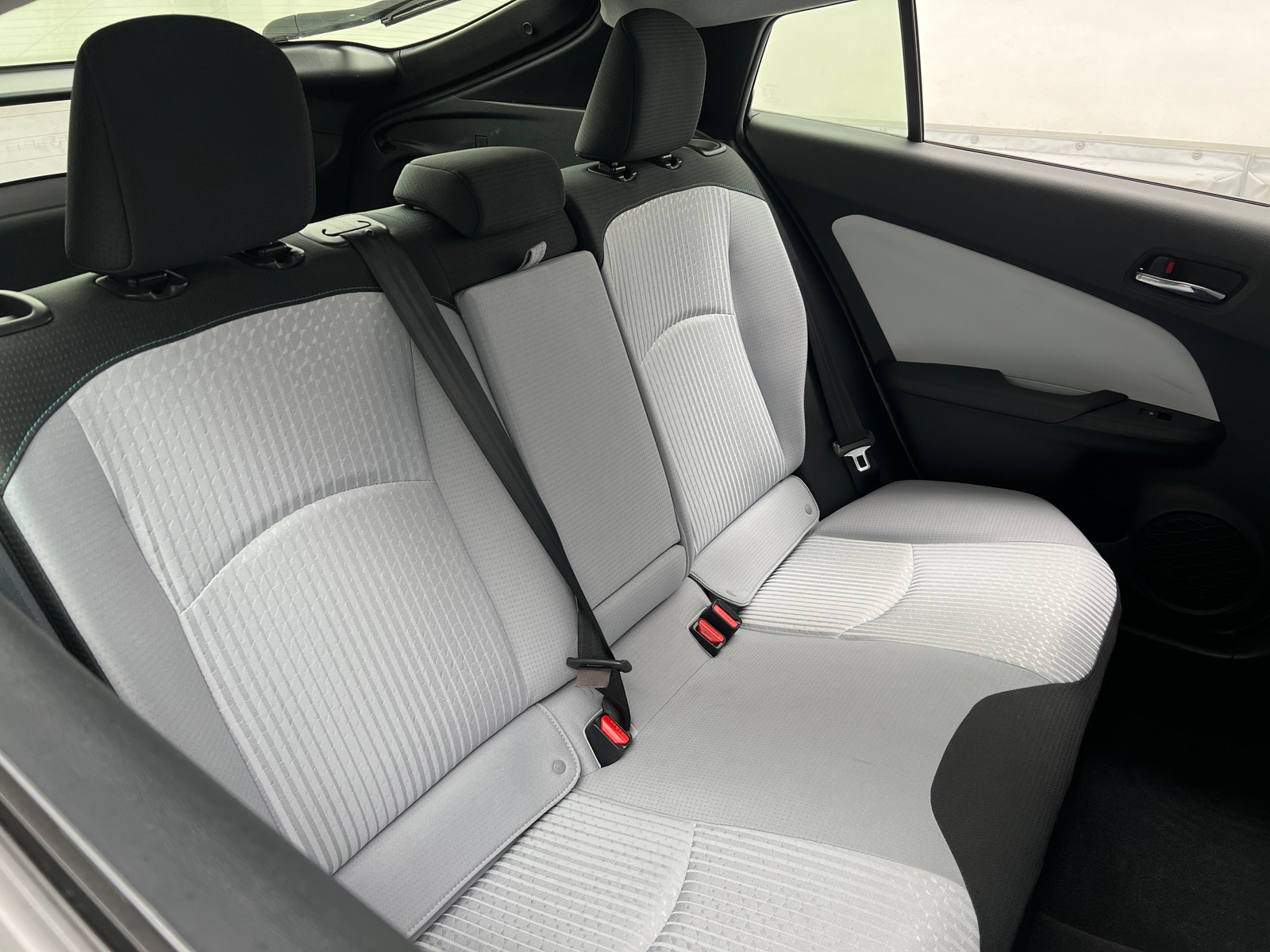 Thumbnail: 2017 Toyota Prius - 6