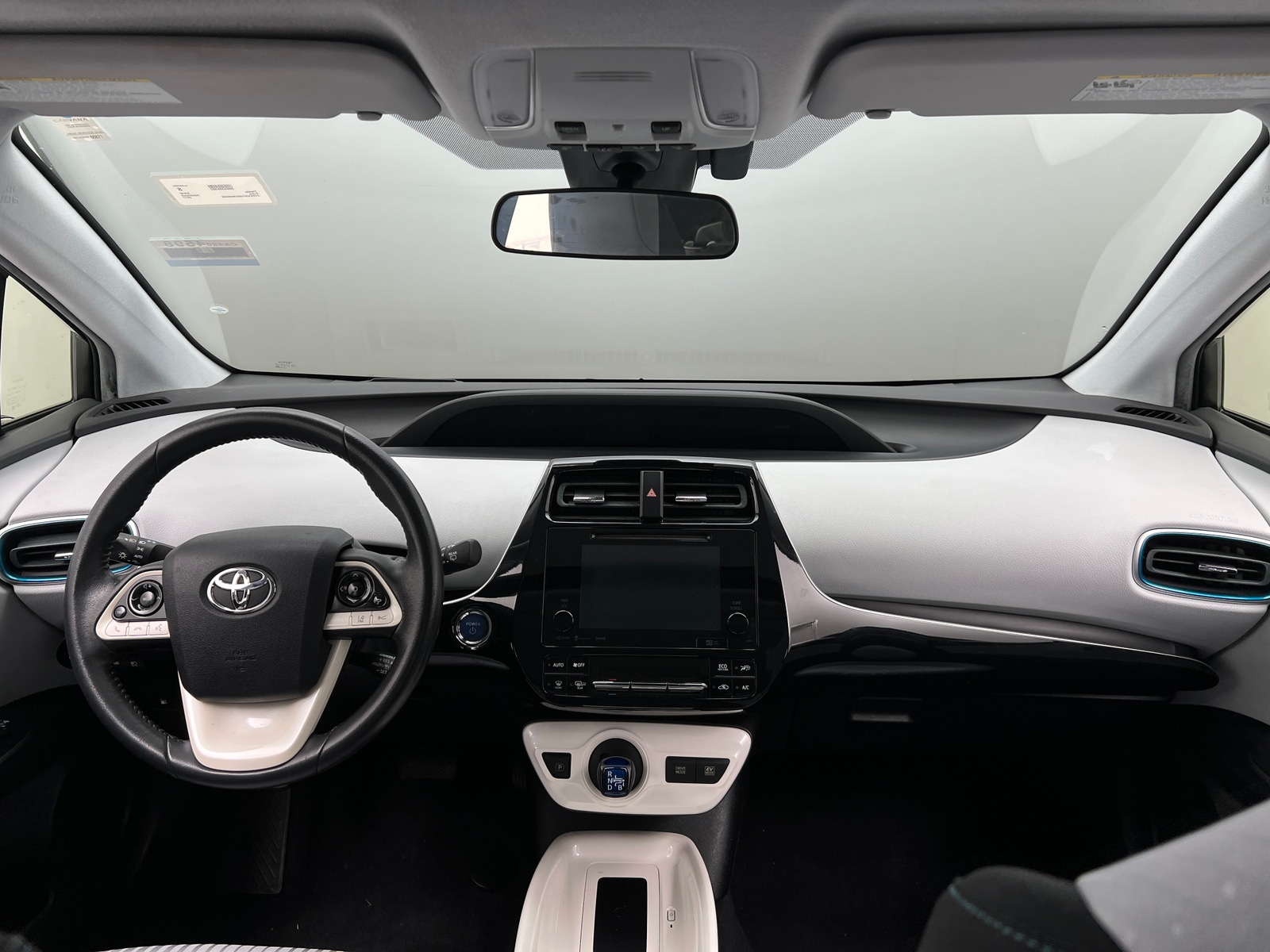 Thumbnail: 2017 Toyota Prius - 3