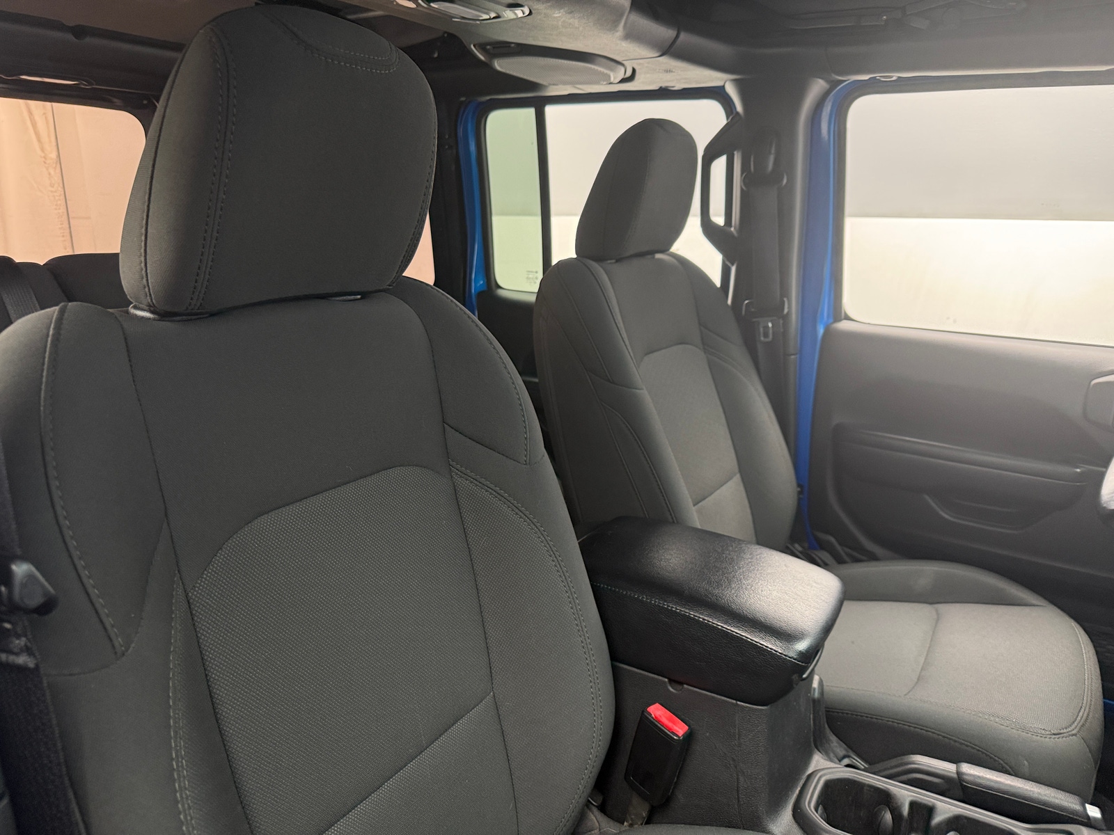 Thumbnail: 2022 Jeep Wrangler - 2