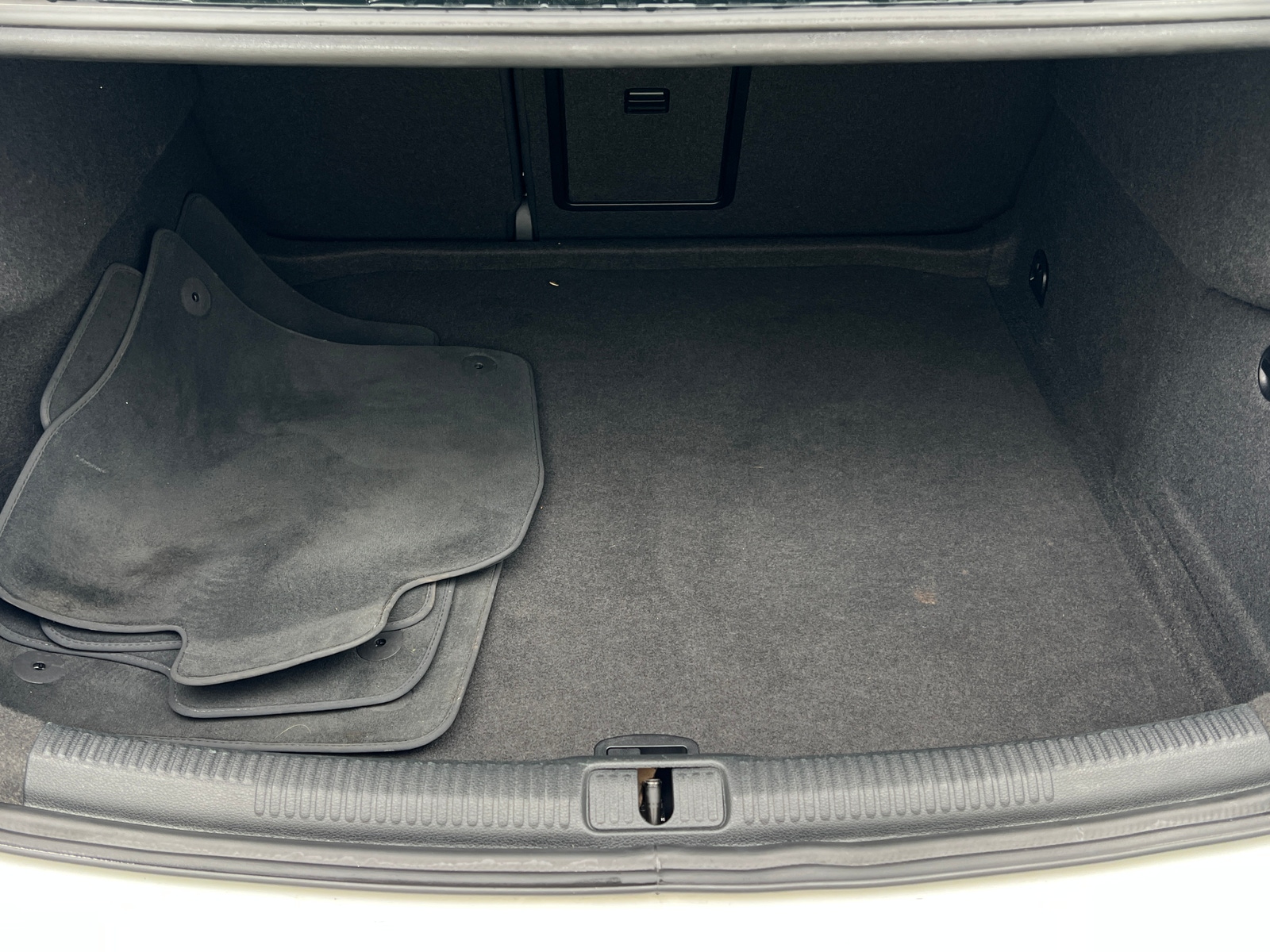 Thumbnail: 2018 Audi A3 - 6