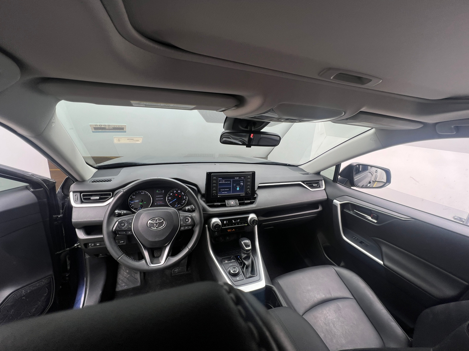 Thumbnail: 2022 Toyota RAV4 - 2