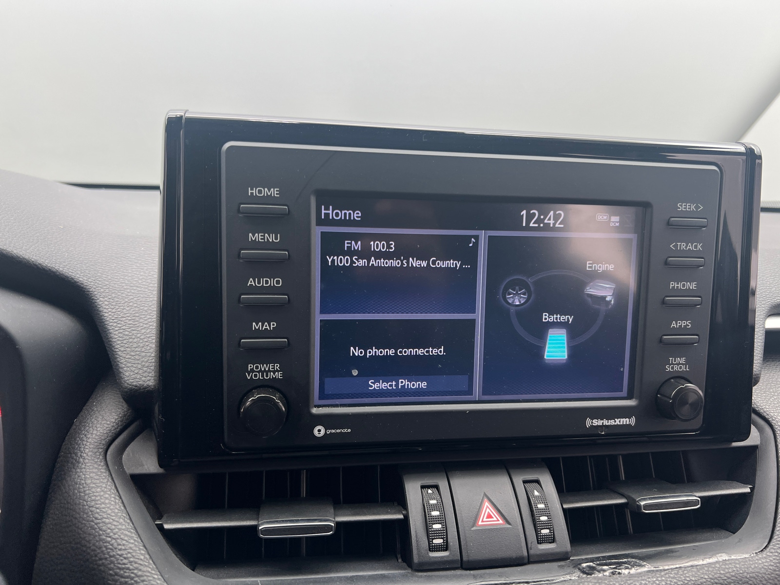 Thumbnail: 2022 Toyota RAV4 - 3