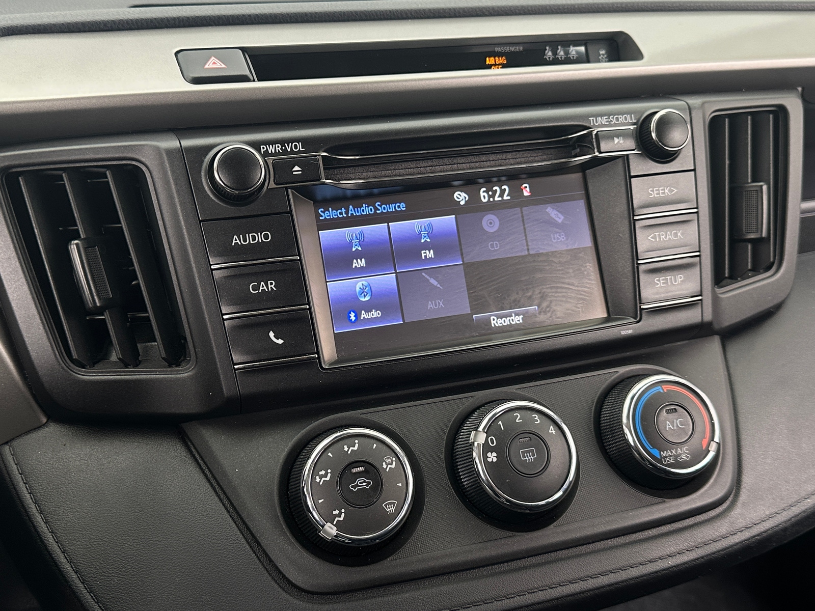 Thumbnail: 2017 Toyota RAV4 - 4