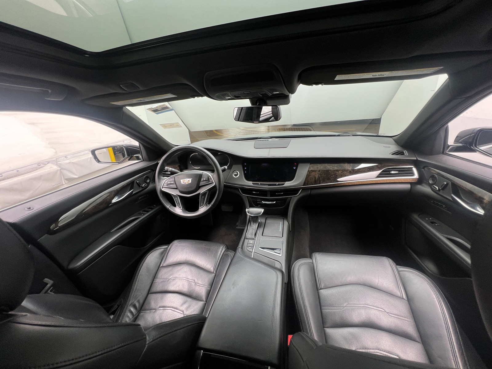 Thumbnail: 2017 Cadillac CT6 - 2