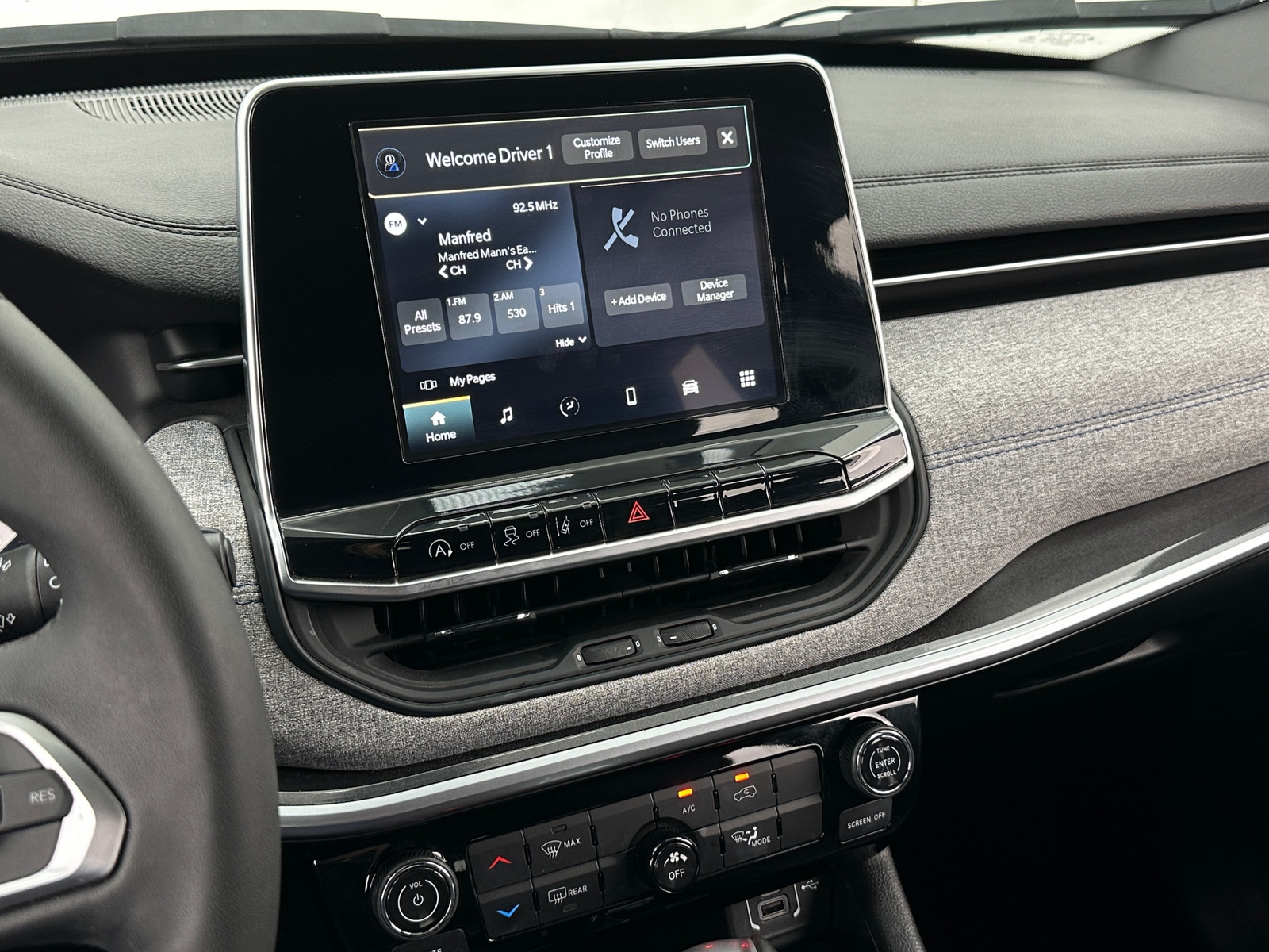 Thumbnail: 2025 Jeep Compass - 4