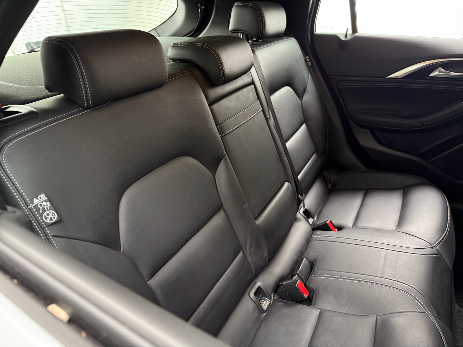 Thumbnail: 2017 INFINITI QX30 - 5