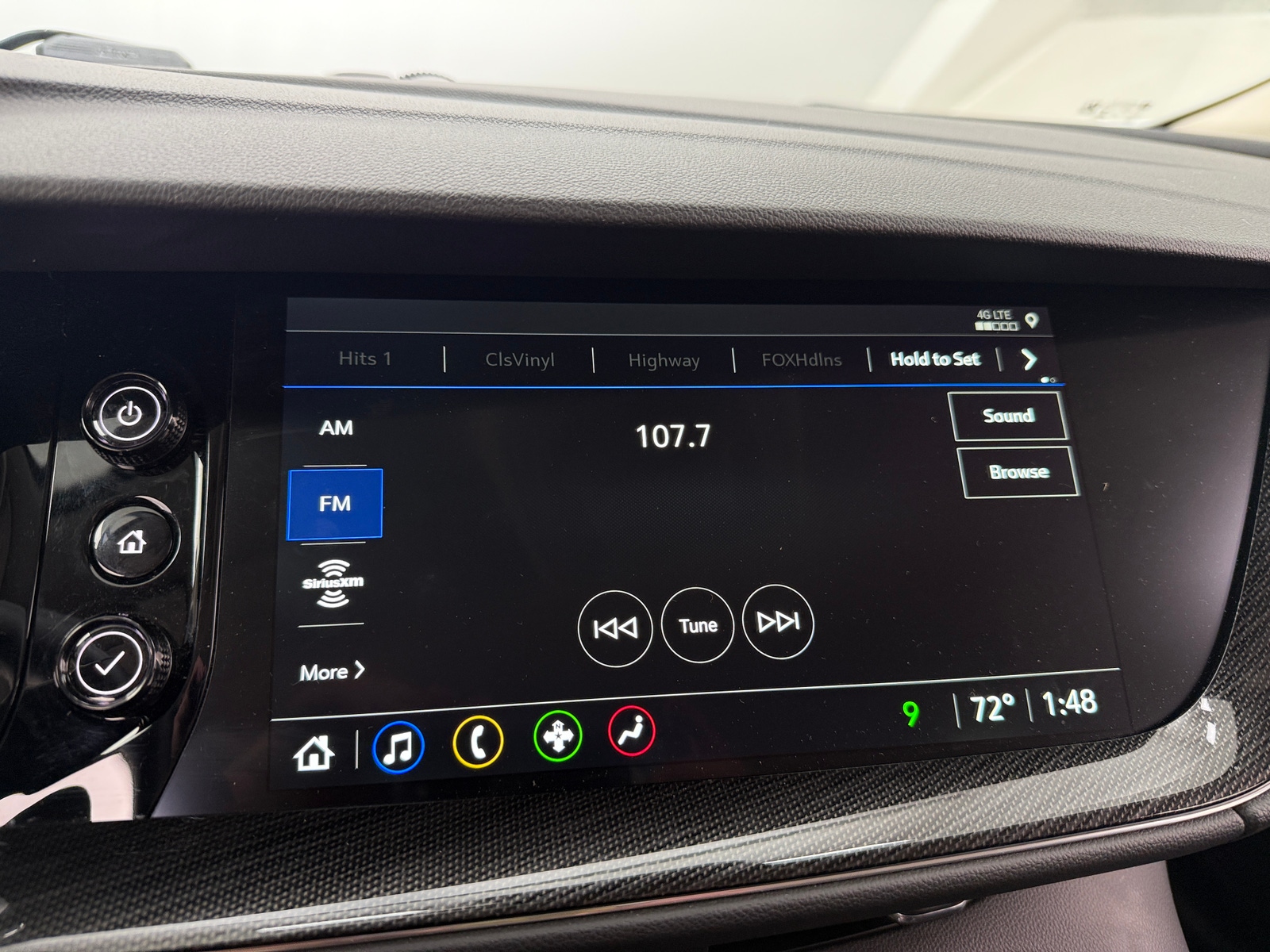 Thumbnail: 2022 Buick Envision - 3