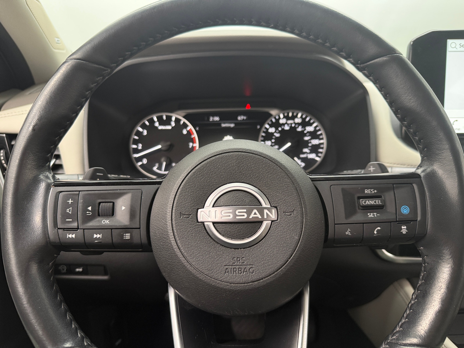 Thumbnail: 2023 Nissan Rogue - 4