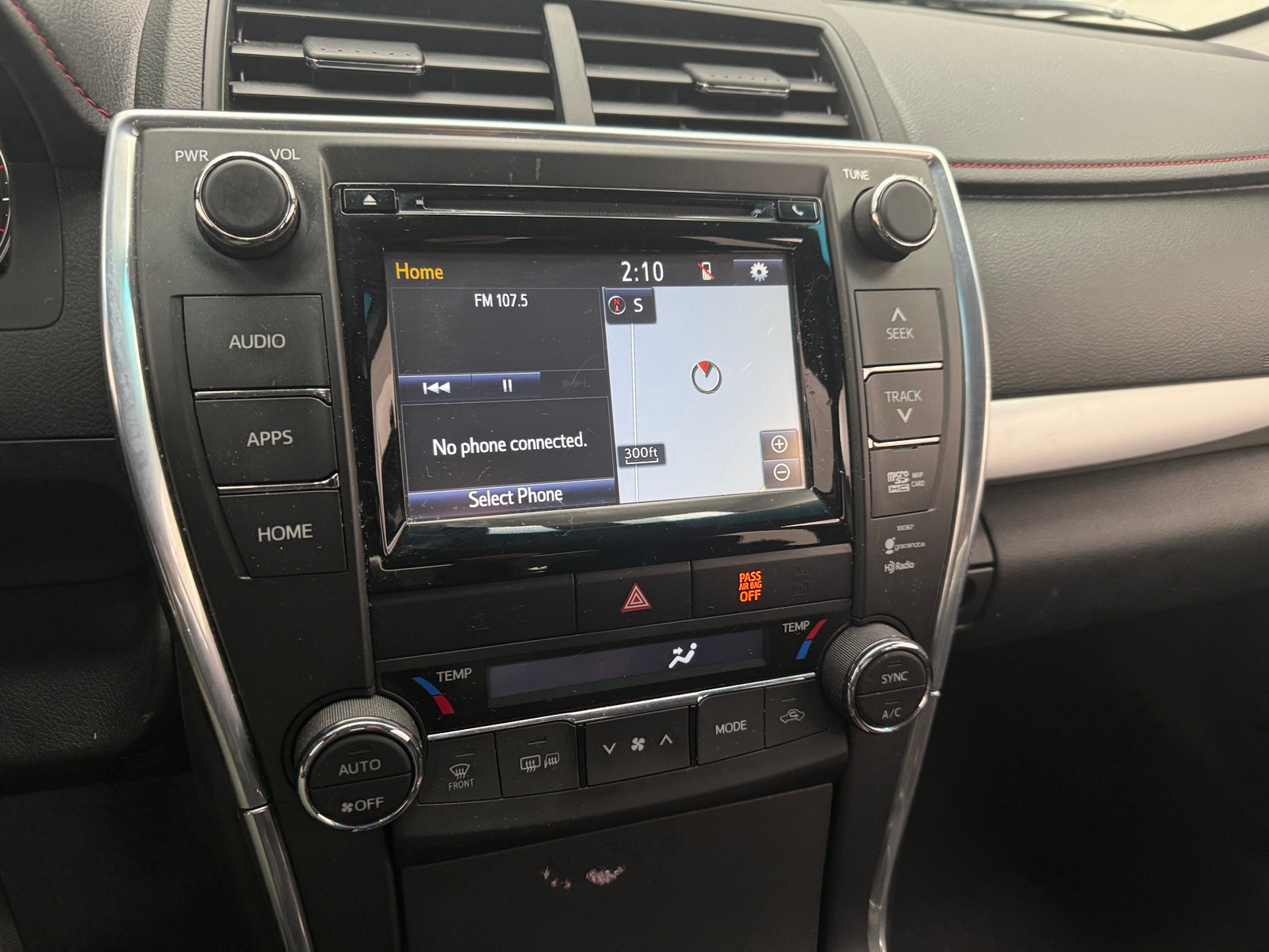 Thumbnail: 2015 Toyota Camry - 3