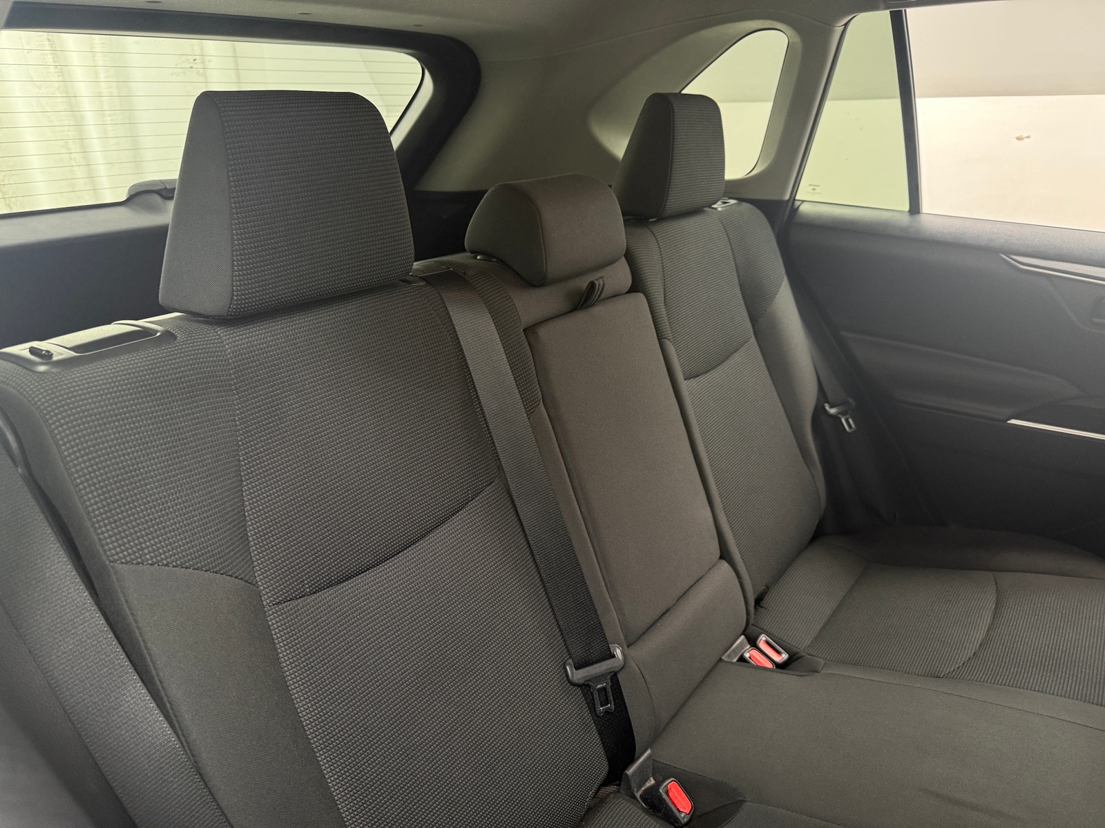 Thumbnail: 2019 Toyota RAV4 - 6