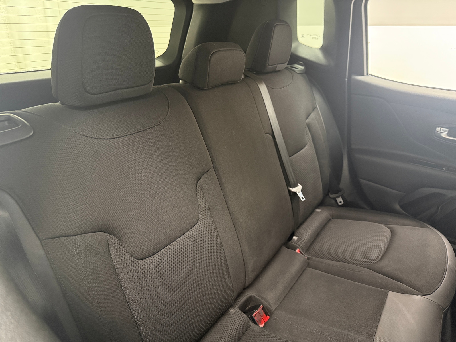 Thumbnail: 2019 Jeep Renegade - 6