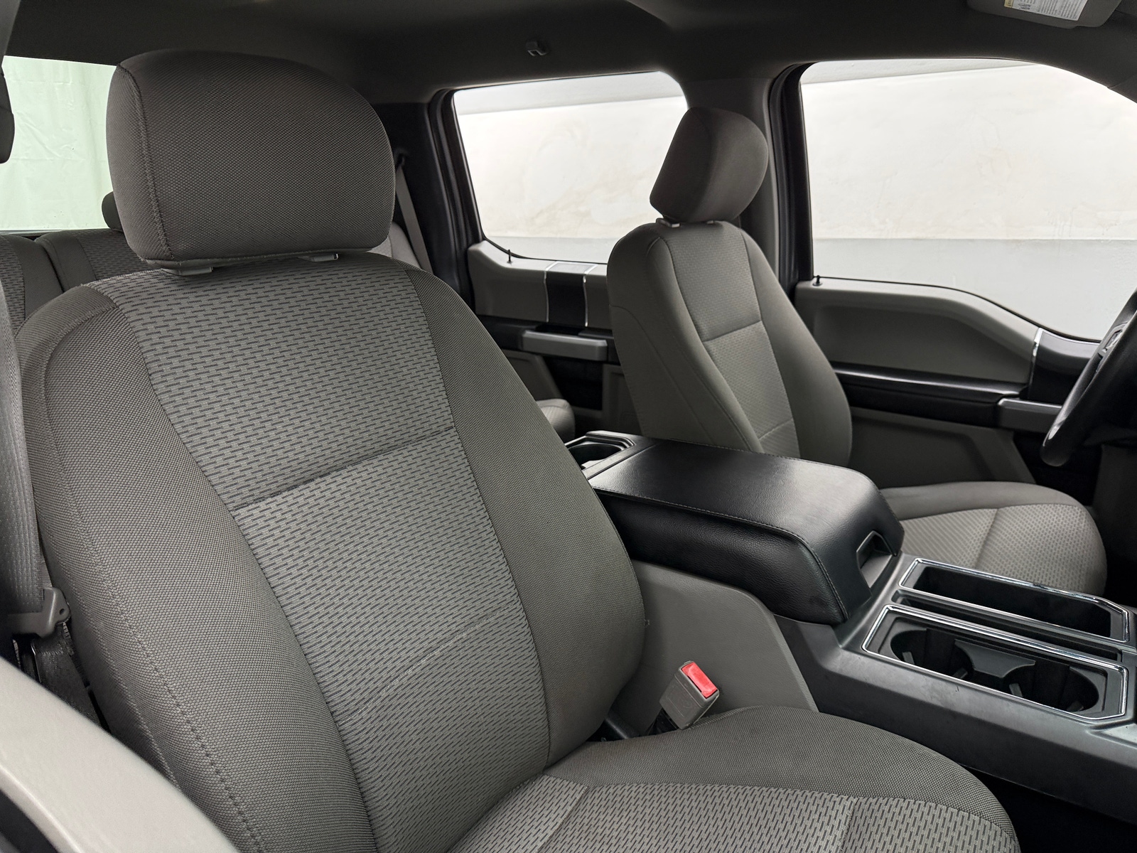 Thumbnail: 2020 Ford Econoline - 2