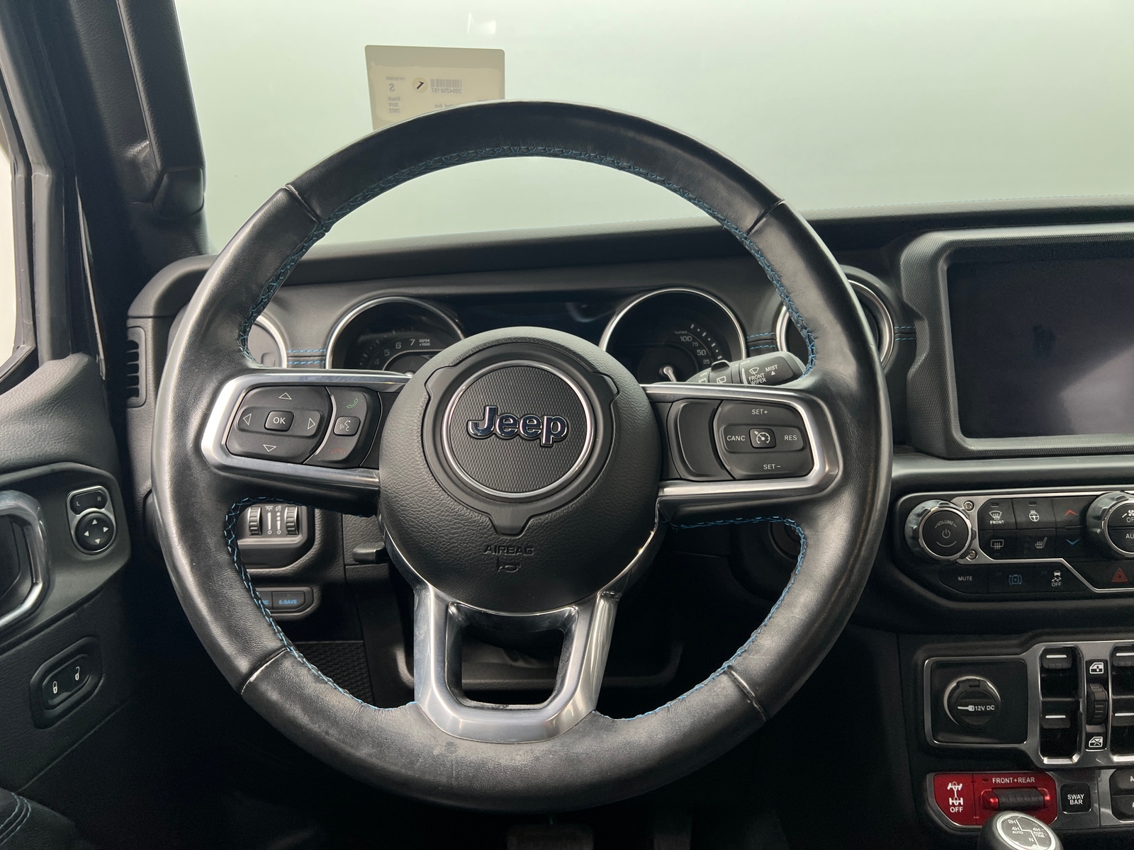 Thumbnail: 2022 Jeep Wrangler - 4