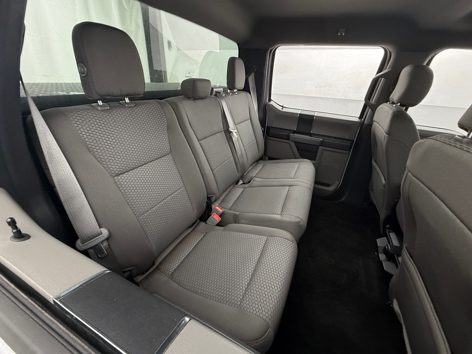 Thumbnail: 2018 Ford Econoline - 6