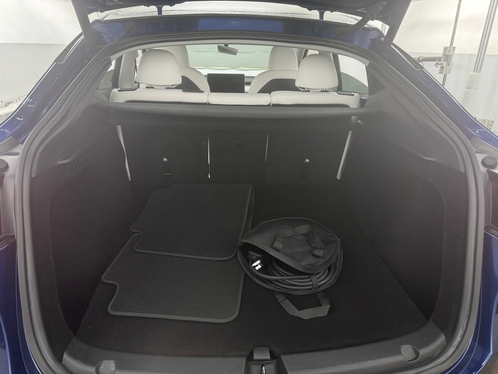 Thumbnail: 2023 Tesla Model Y - 6