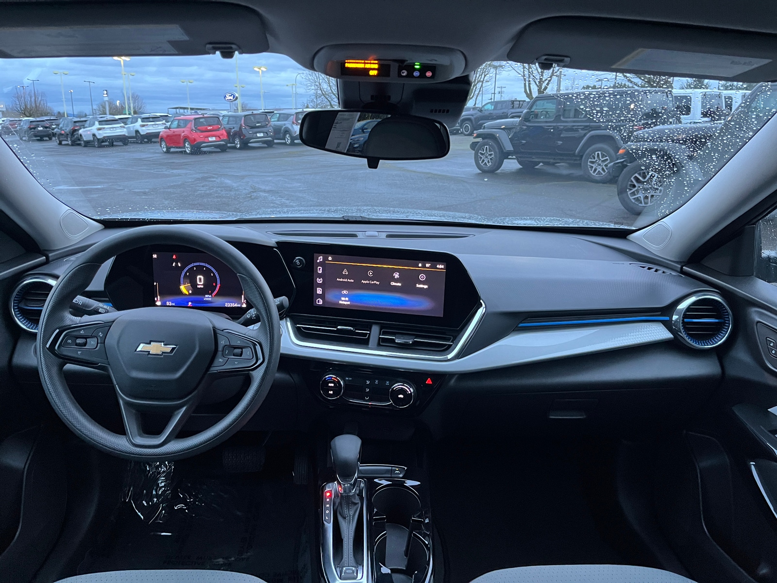 Thumbnail: 2025 Chevrolet Trax - 3