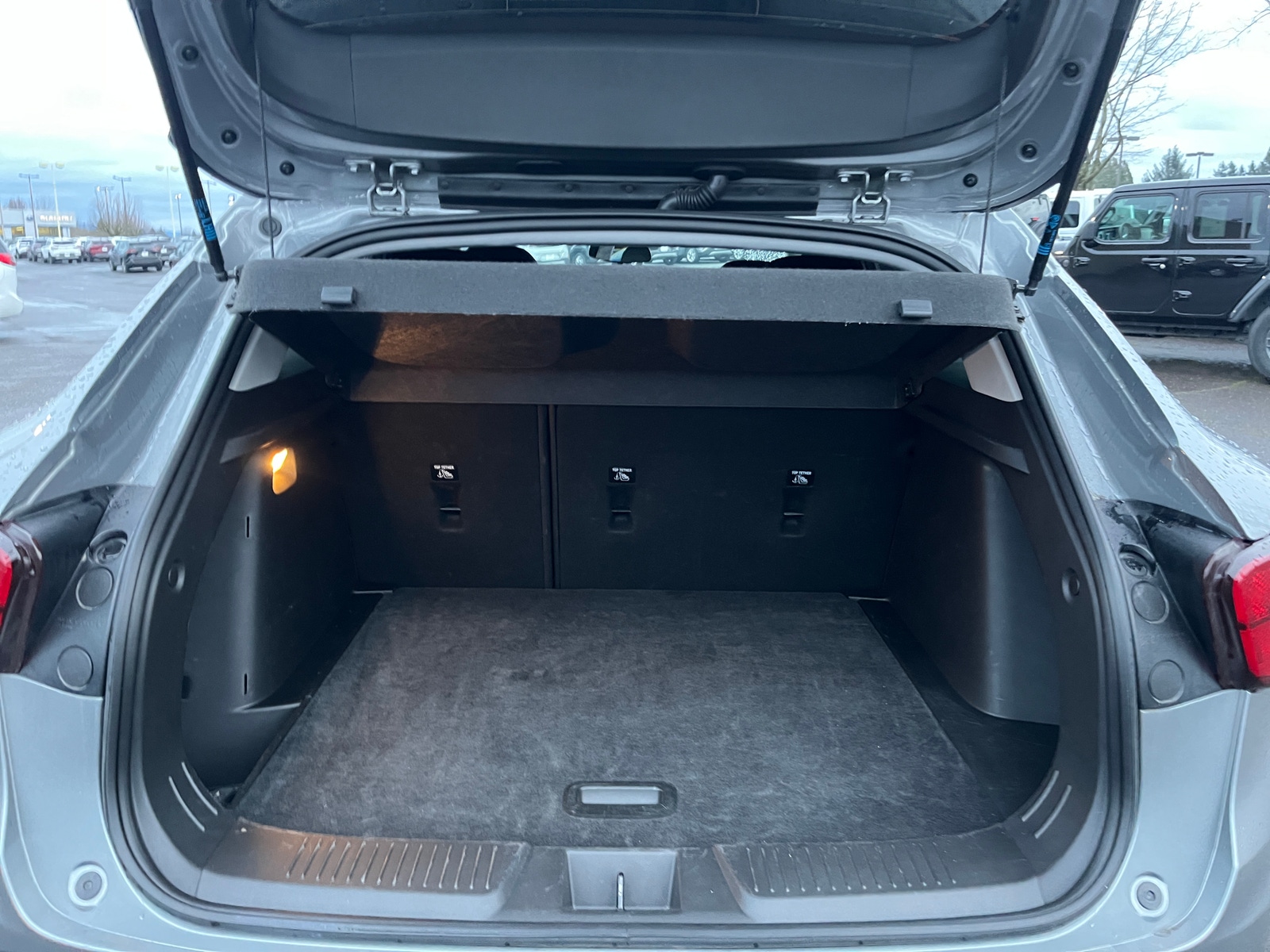 Thumbnail: 2025 Chevrolet Trax - 6