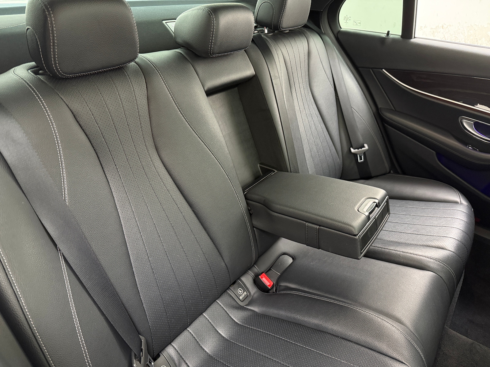 Thumbnail: 2019 Mercedes-Benz E-Class - 5