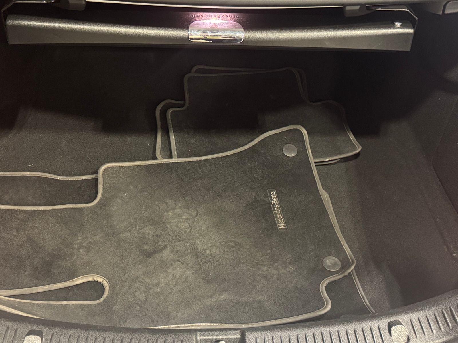 Thumbnail: 2019 Mercedes-Benz E-Class - 6