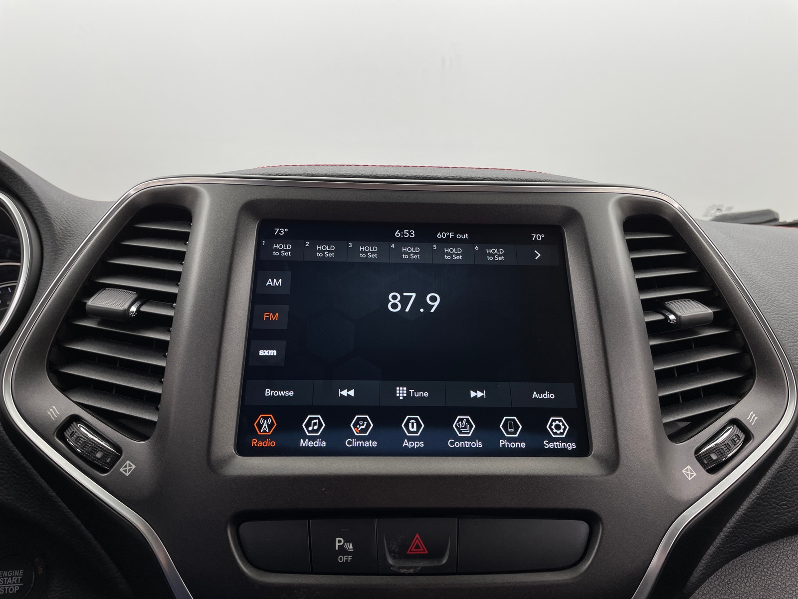 Thumbnail: 2020 Jeep Cherokee - 4