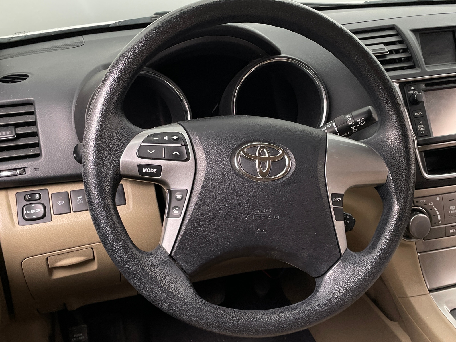 Thumbnail: 2013 Toyota Highlander - 5