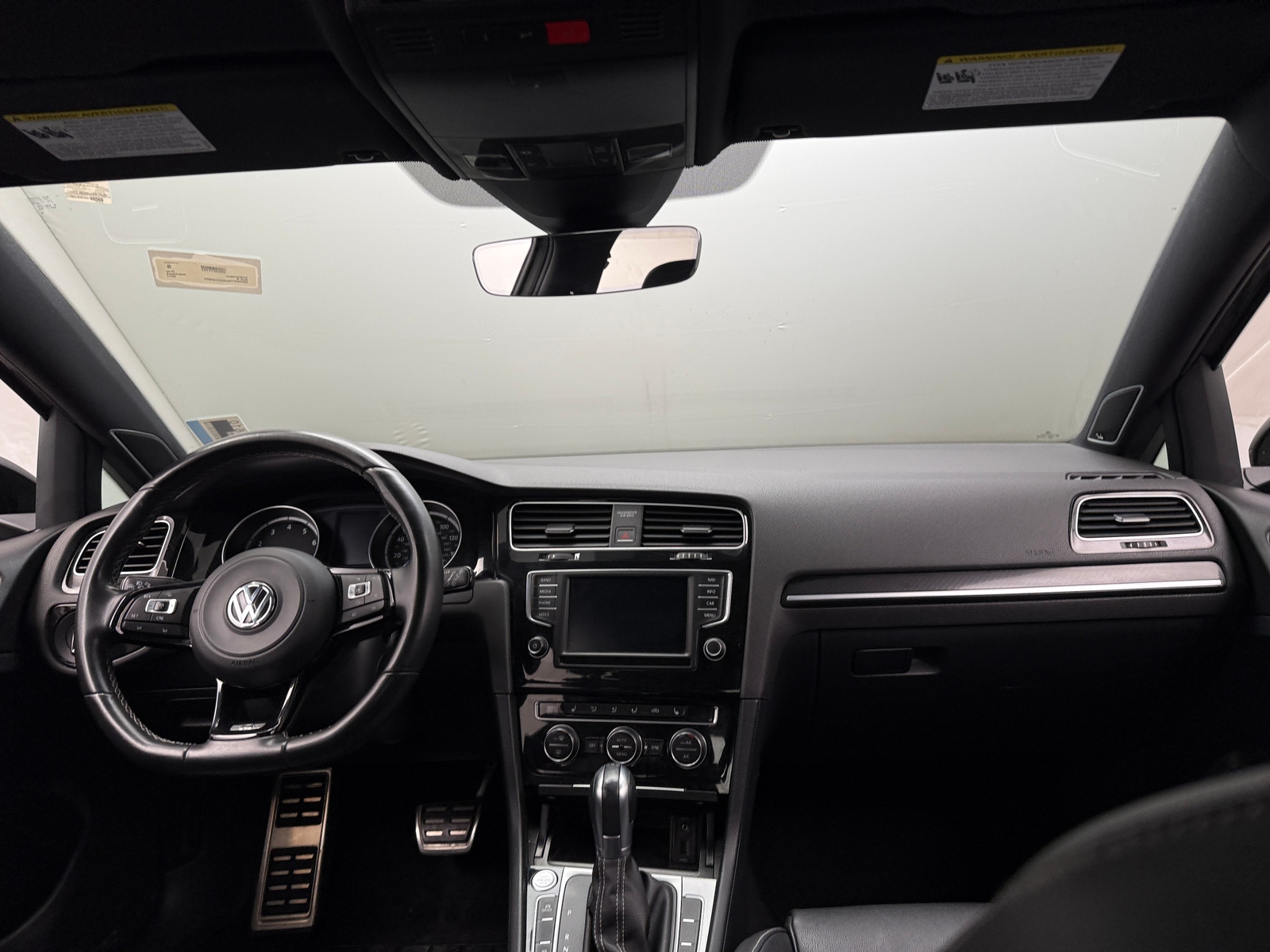 Thumbnail: 2017 Volkswagen Golf - 2