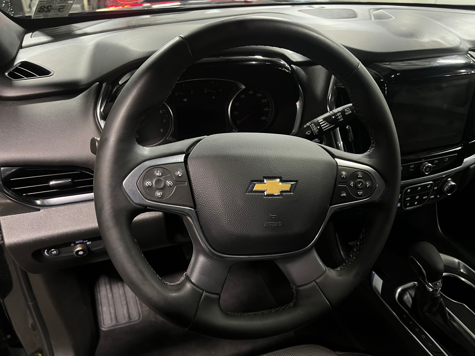 Thumbnail: 2023 Chevrolet Traverse - 5