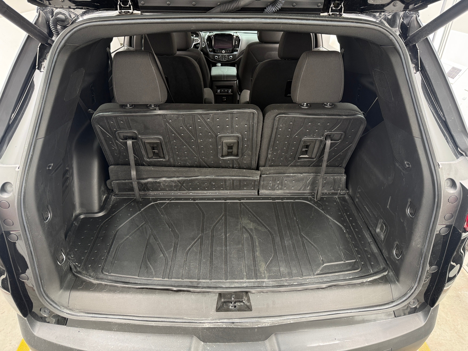 Thumbnail: 2023 Chevrolet Traverse - 7