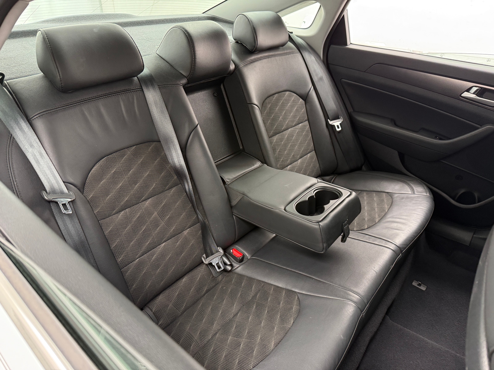 Thumbnail: 2017 Hyundai Sonata - 6