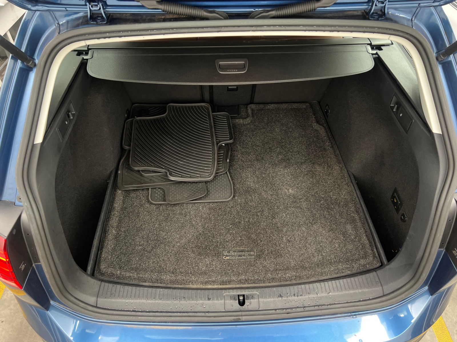 Thumbnail: 2018 Volkswagen Golf - 6