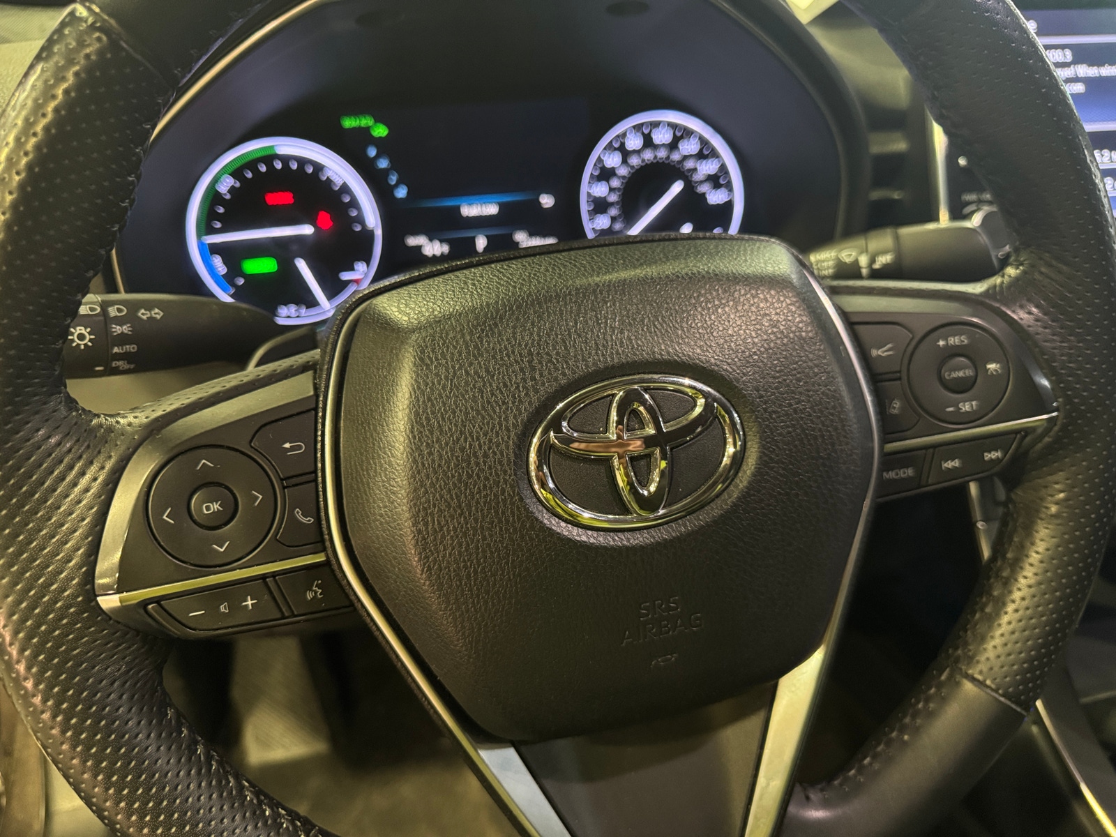 Thumbnail: 2019 Toyota Avalon - 4