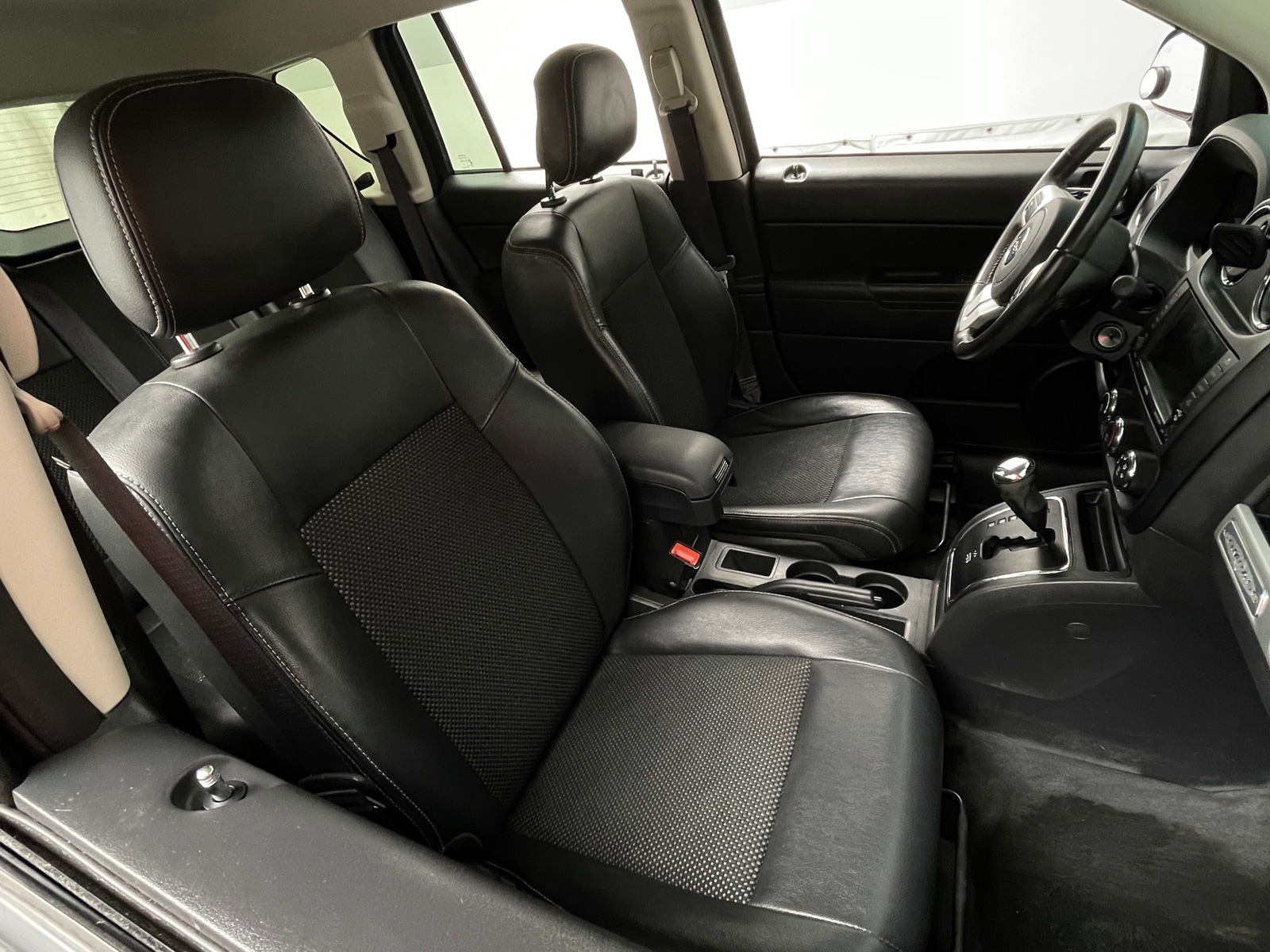 Thumbnail: 2017 Jeep Compass - 2