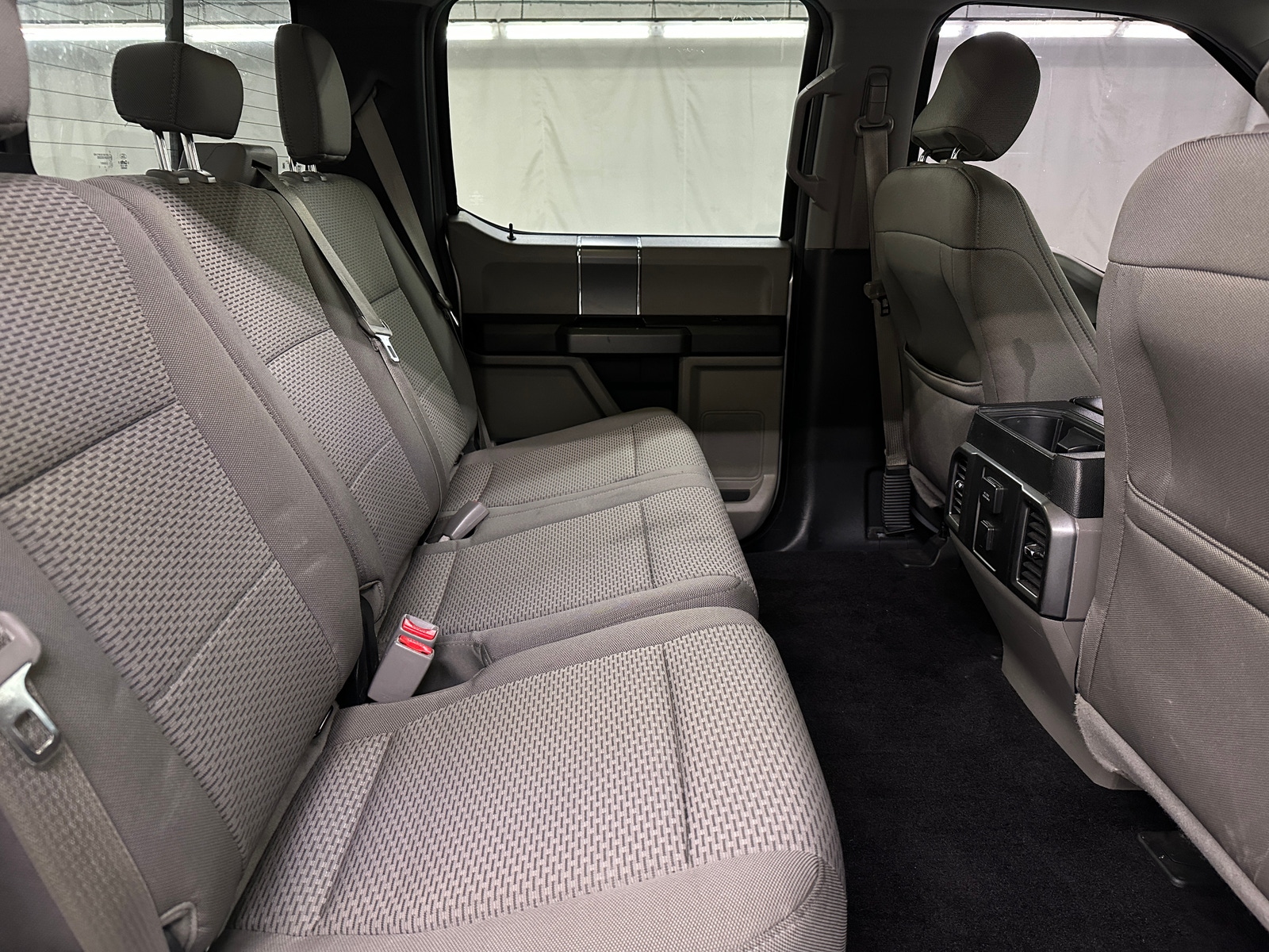 Thumbnail: 2016 Ford Econoline - 6