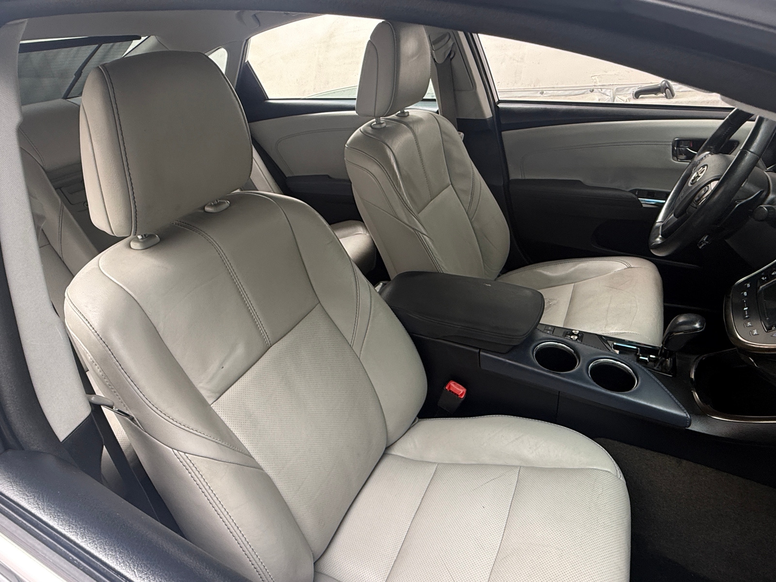 Thumbnail: 2013 Toyota Avalon - 2