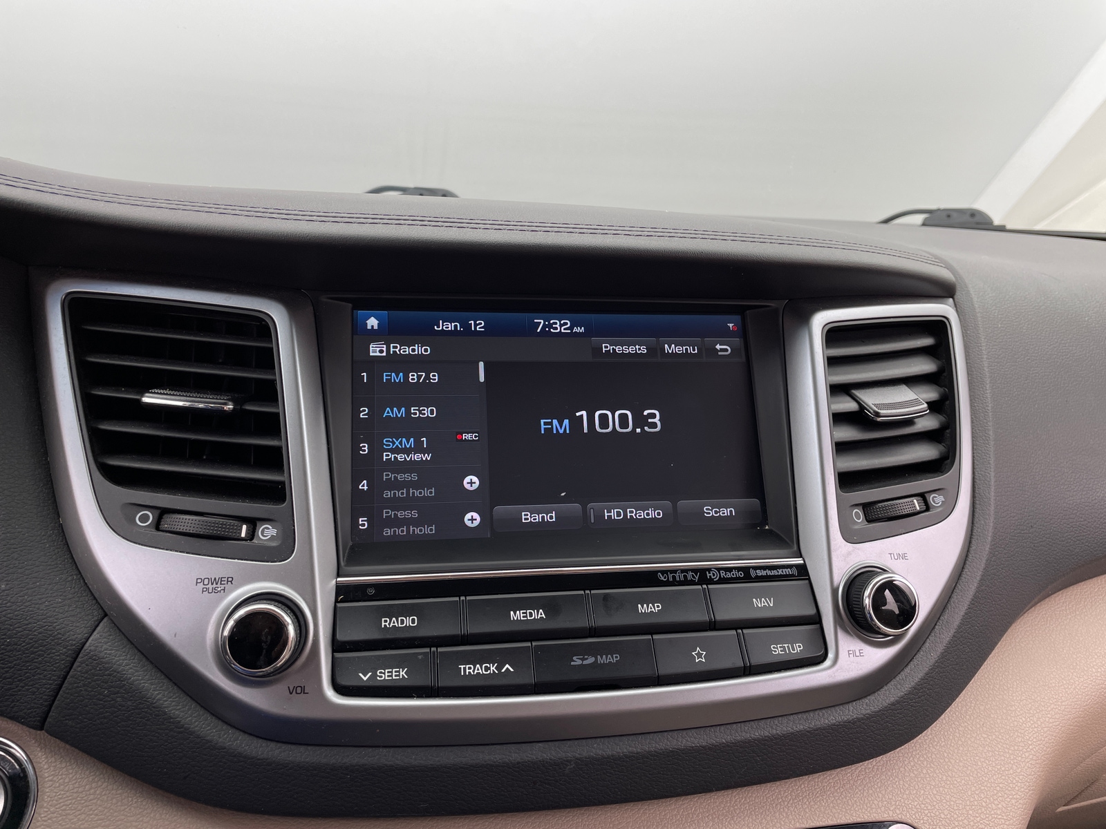 Thumbnail: 2018 Hyundai Tucson - 3