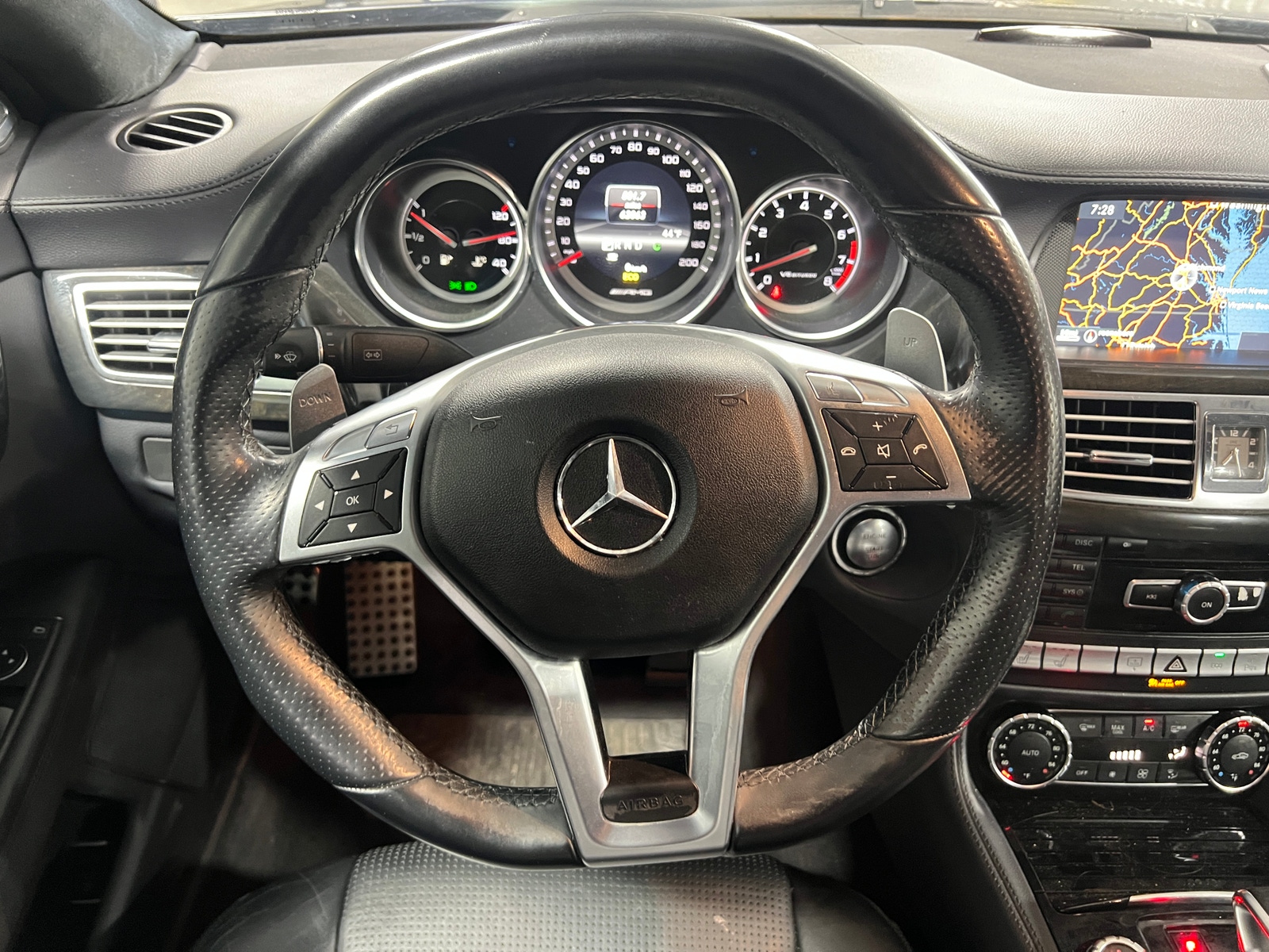 Thumbnail: 2013 Mercedes-Benz CLS - 4