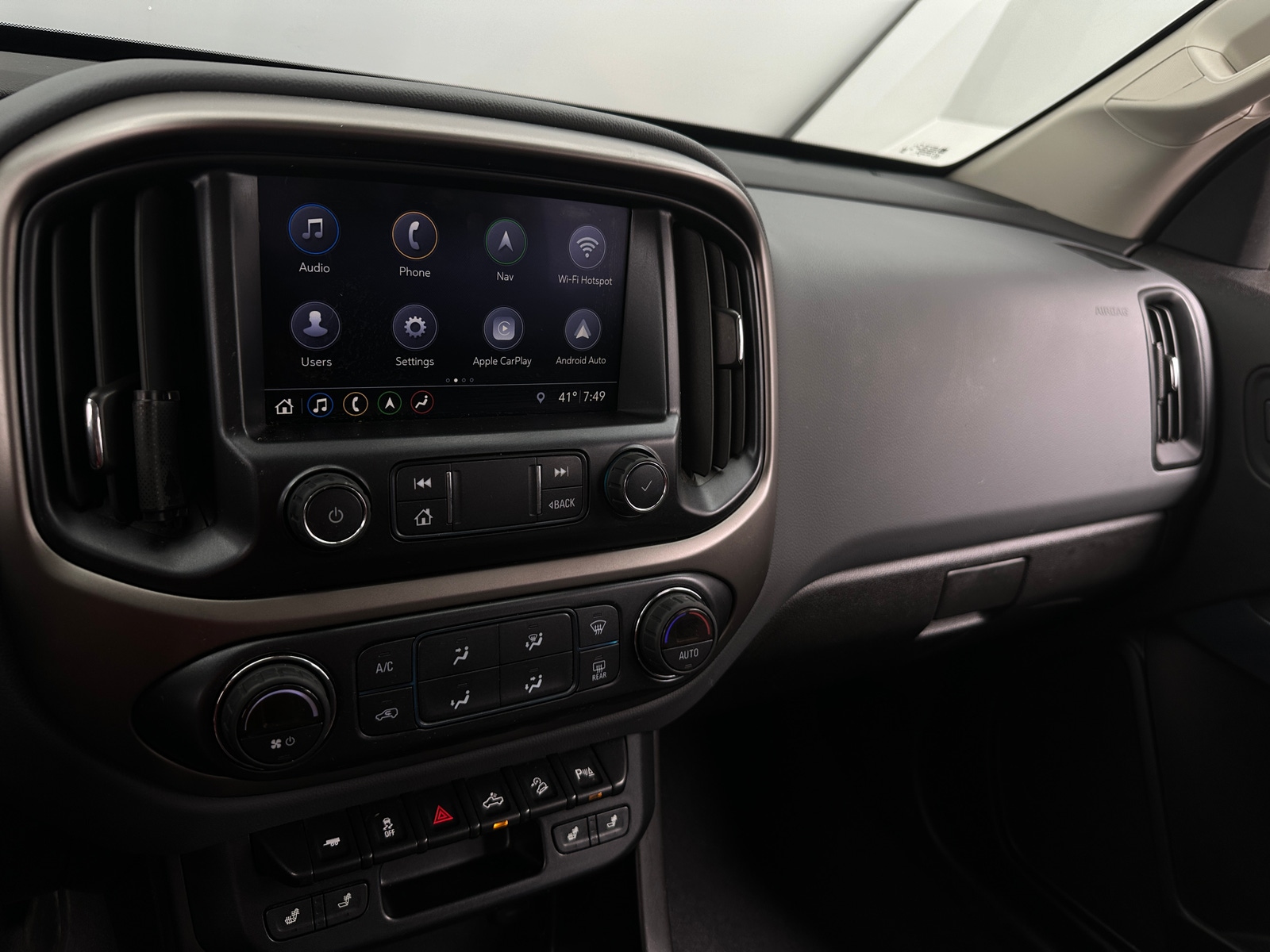 Thumbnail: 2019 Chevrolet Colorado - 4