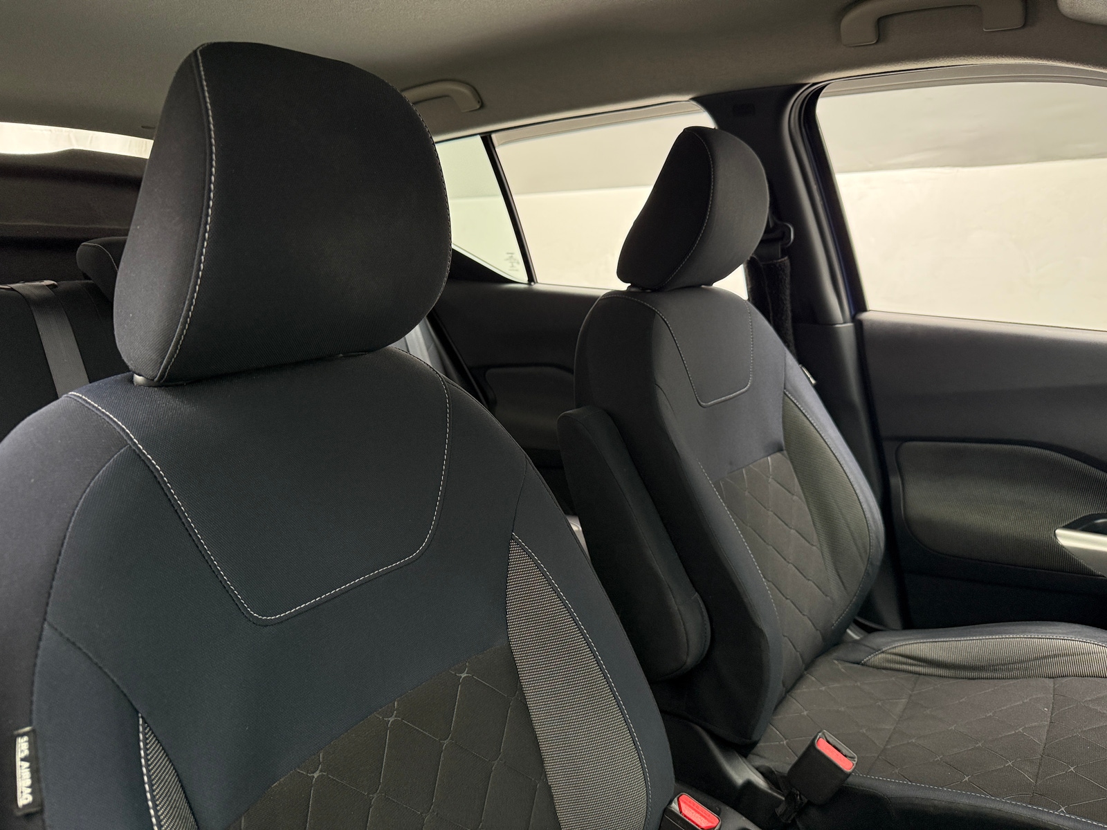 Thumbnail: 2018 Nissan Kicks - 2