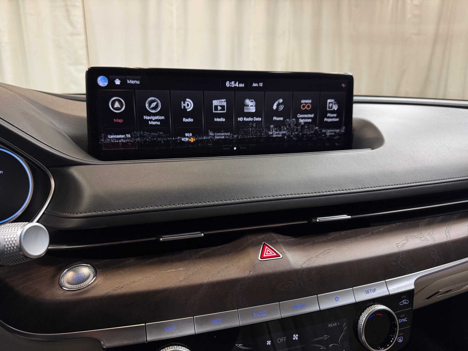 Thumbnail: 2021 Genesis G80 - 3