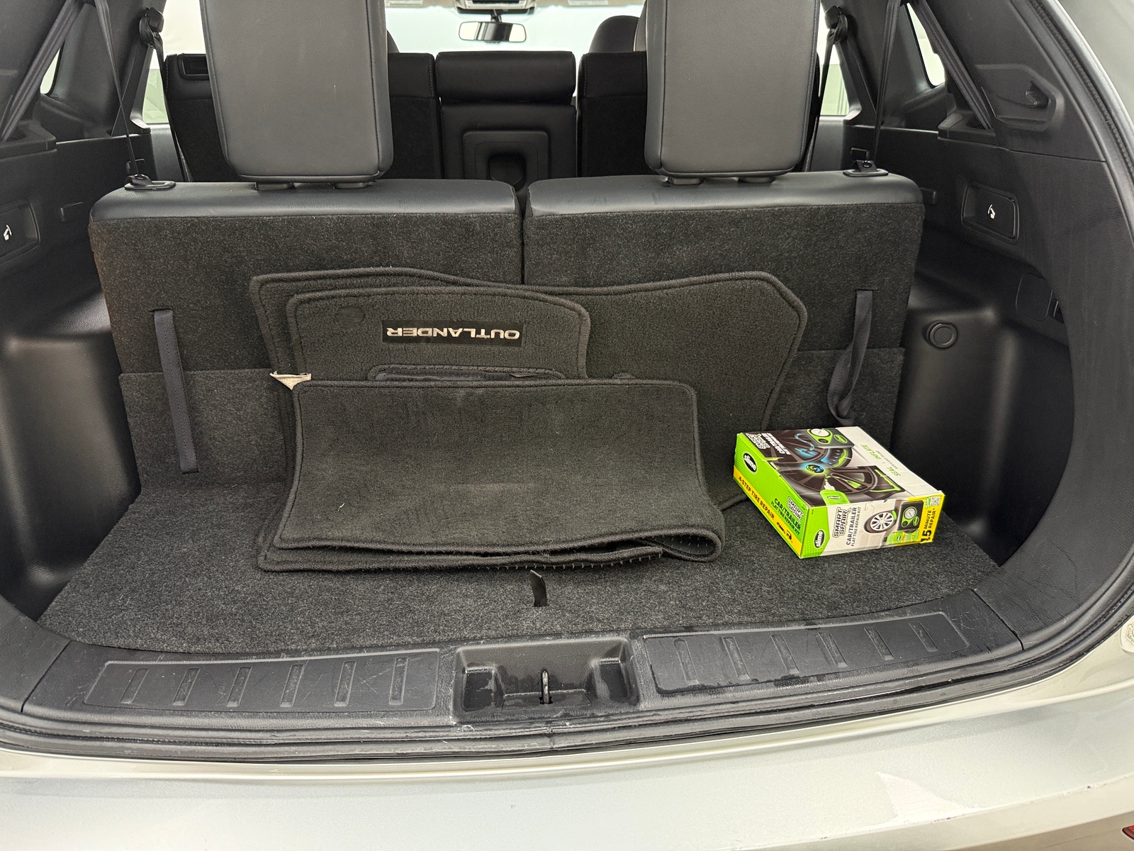 Thumbnail: 2024 Mitsubishi Outlander - 6