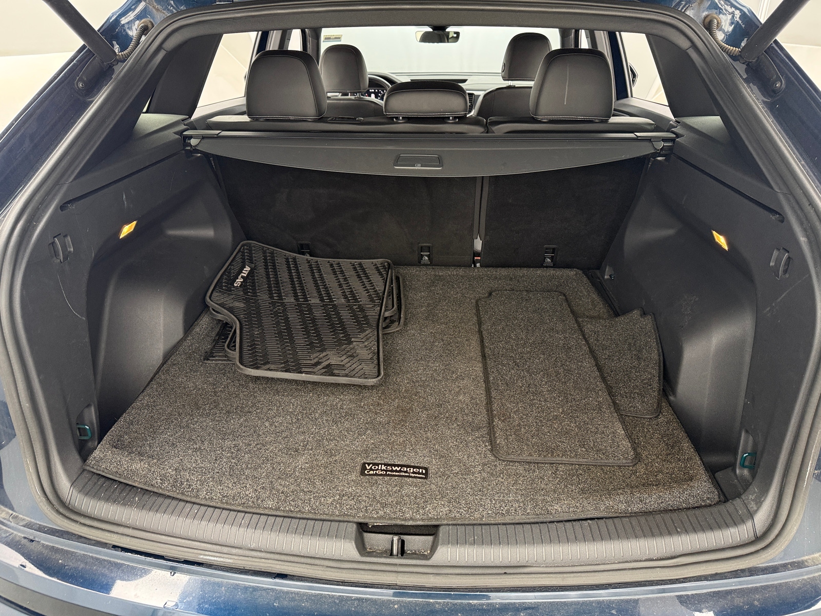 Thumbnail: 2022 Volkswagen Atlas - 6